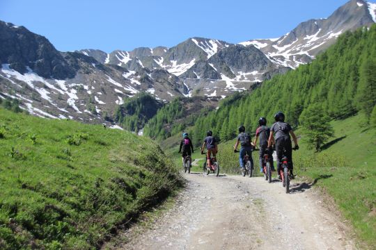 Electric Motorcycle Hiking a La Plagne - Savoie Mont Blanc